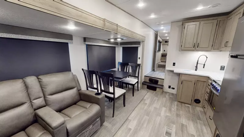 25RE Floorplan Main Room