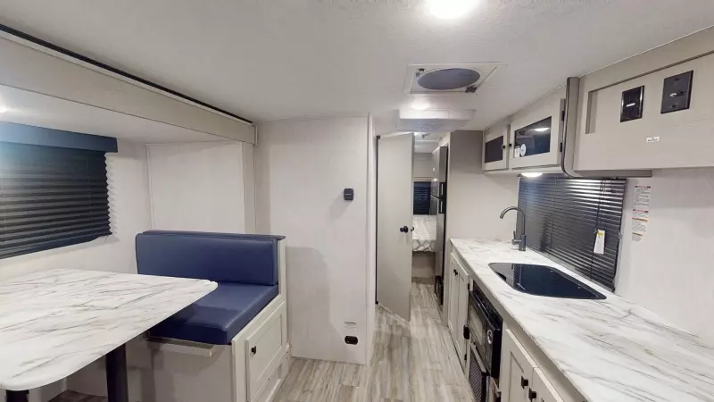 221RLS Floorplan Main Room